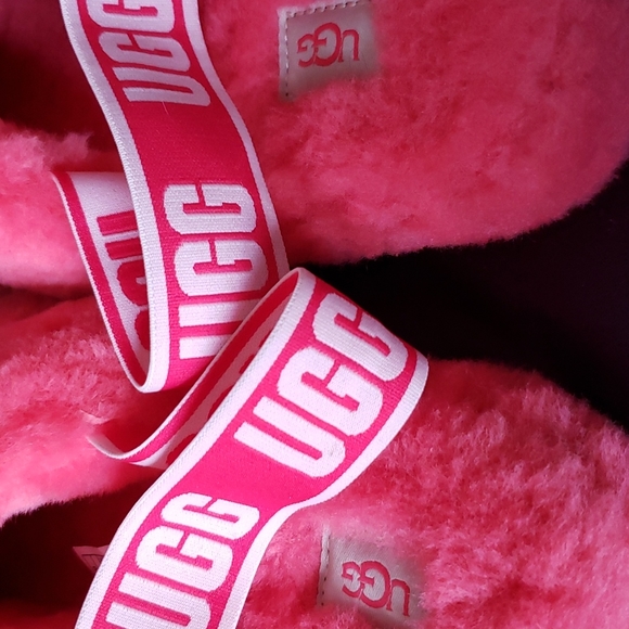 NWOB UGG Women's Fluff Yeah Slide Slipper in Neon Coral. Sz. 10 - Picture 8 of 8